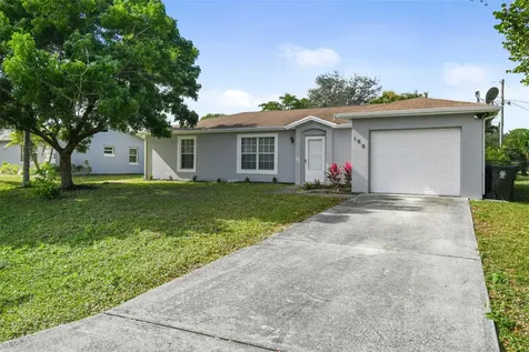 180 NW Friar Street Port St Lucie FL 34983