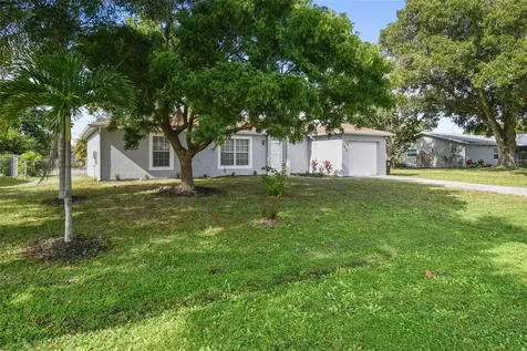 180 NW Friar Street Port St Lucie FL 34983