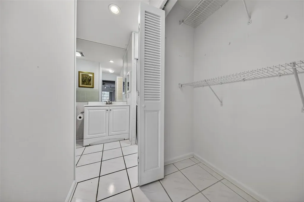 6253 Bay Club Drive Fort Lauderdale FL 33308