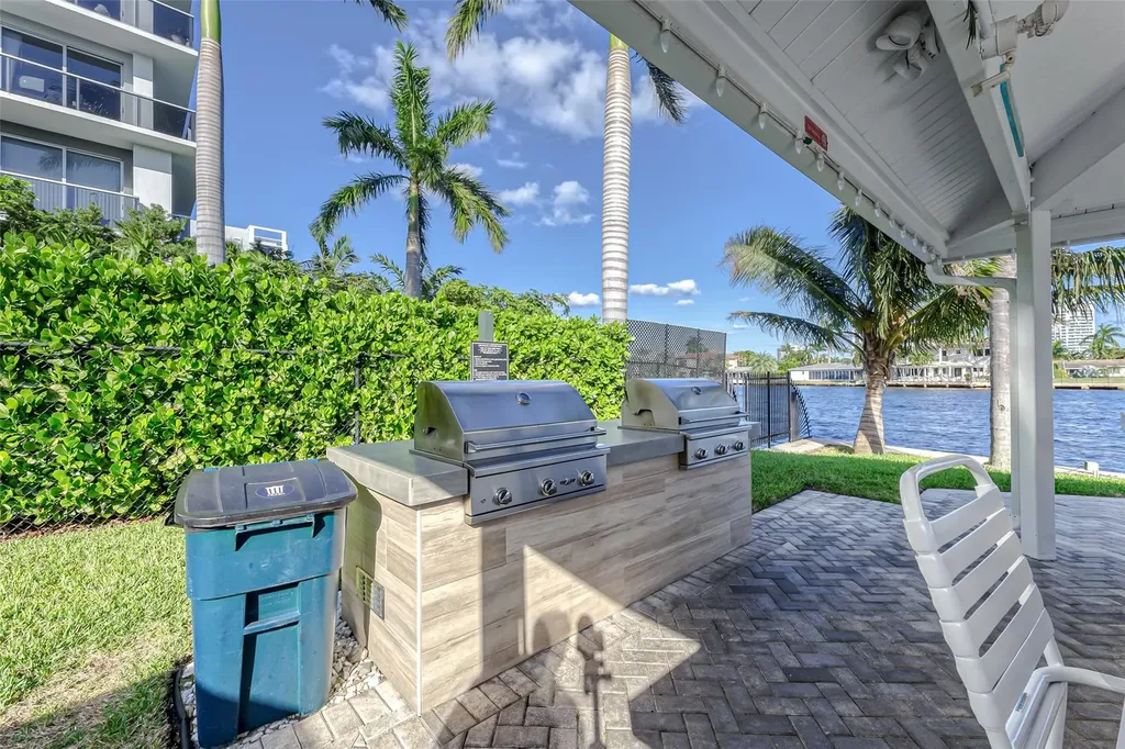 6253 Bay Club Drive Fort Lauderdale FL 33308