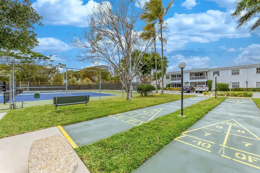 6253 Bay Club Drive Fort Lauderdale FL 33308