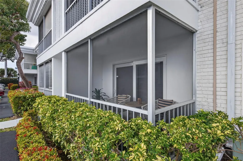6253 Bay Club Drive Fort Lauderdale FL 33308