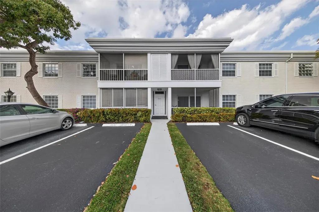 6253 Bay Club Drive Fort Lauderdale FL 33308