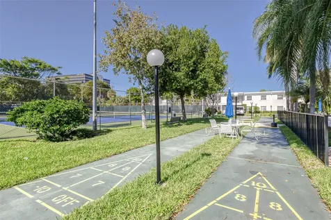 6253 Bay Club Drive Fort Lauderdale FL 33308