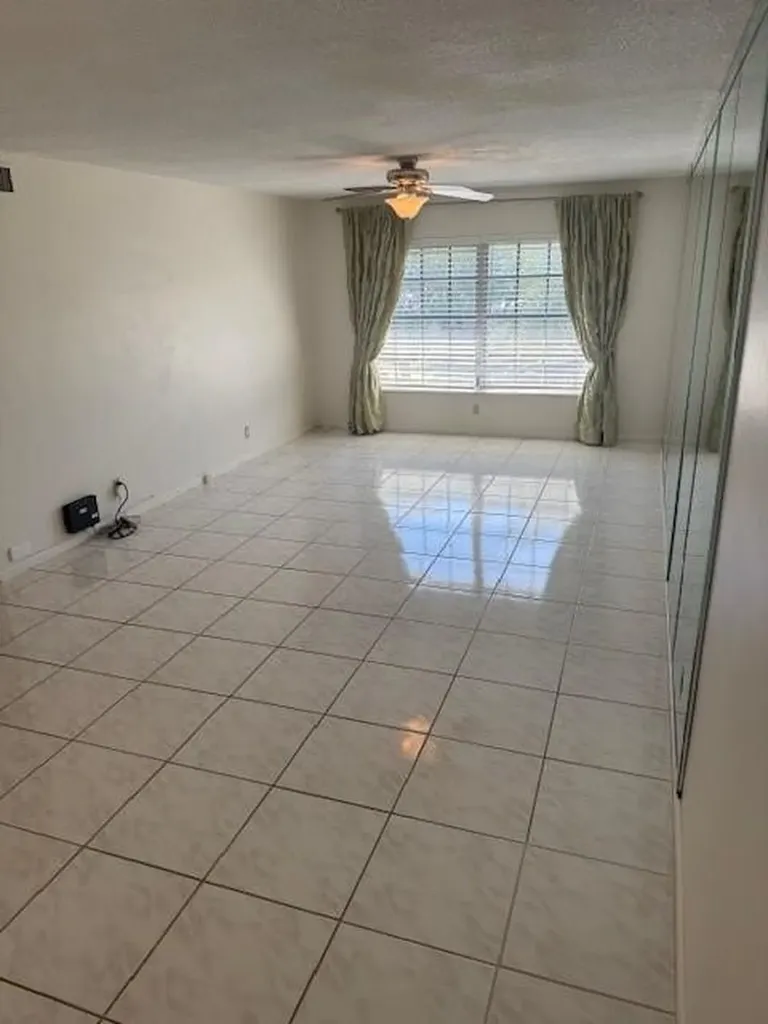 6750 NE 21st Road Fort Lauderdale FL 33308