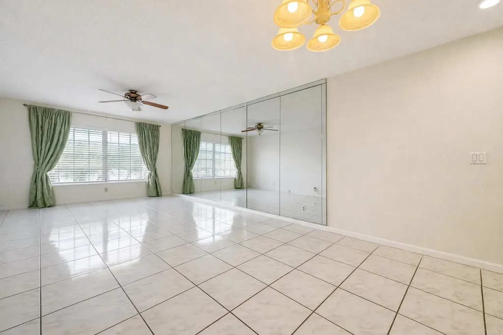 6750 NE 21st Road Fort Lauderdale FL 33308