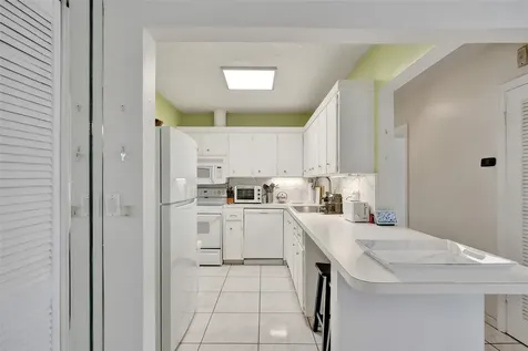6750 NE 21st Road Fort Lauderdale FL 33308