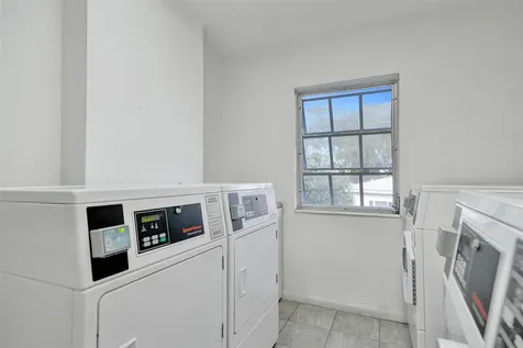 6750 NE 21st Road Fort Lauderdale FL 33308
