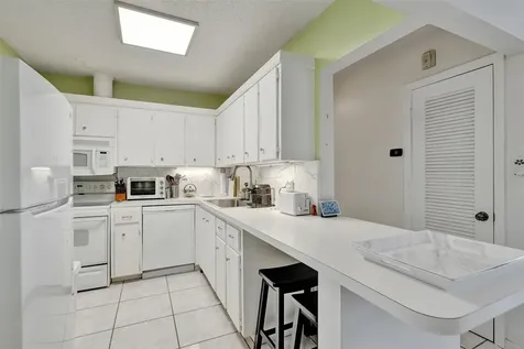 6750 NE 21st Road Fort Lauderdale FL 33308