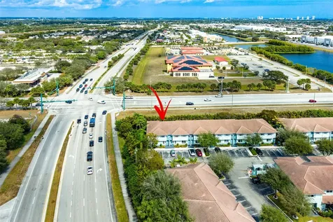 1992 Alamanda Way Riviera Beach FL 33404
