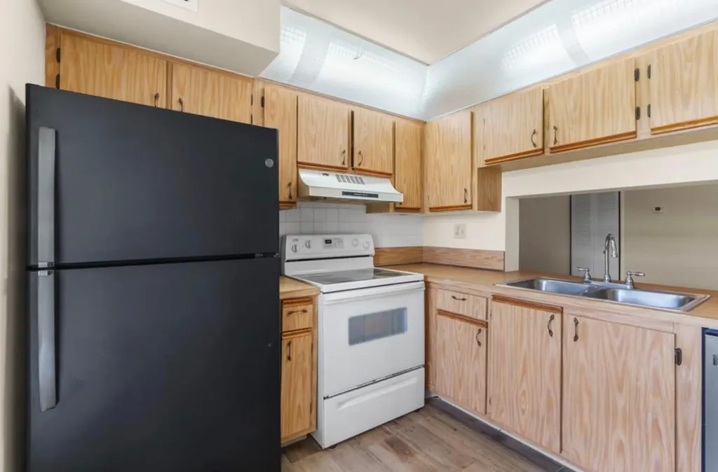 707 Gardens Drive Pompano Beach FL 33069
