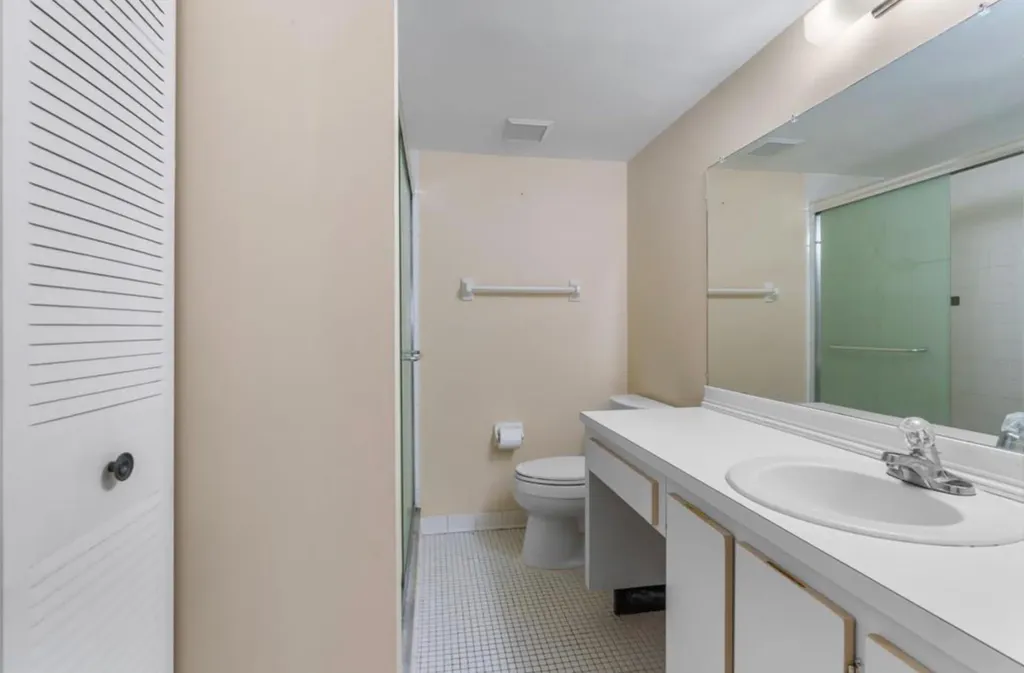 707 Gardens Drive Pompano Beach FL 33069