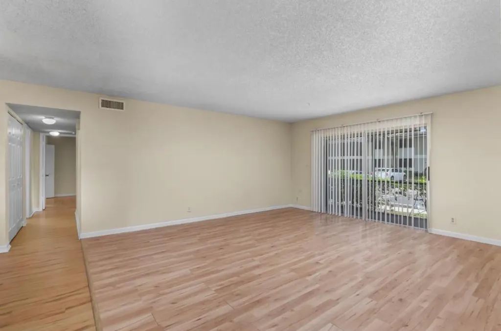 707 Gardens Drive Pompano Beach FL 33069