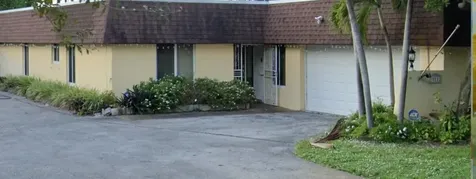 19112 W W Lake Hialeah FL 33015