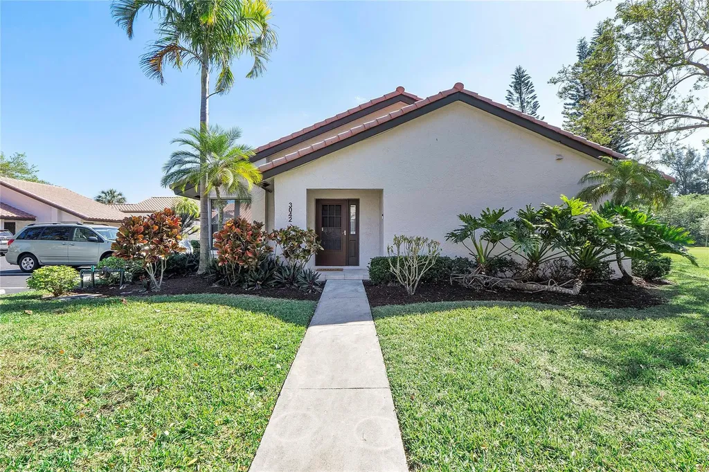 3042 Deer Creek Lake Shore Drive Deerfield Beach FL 33442