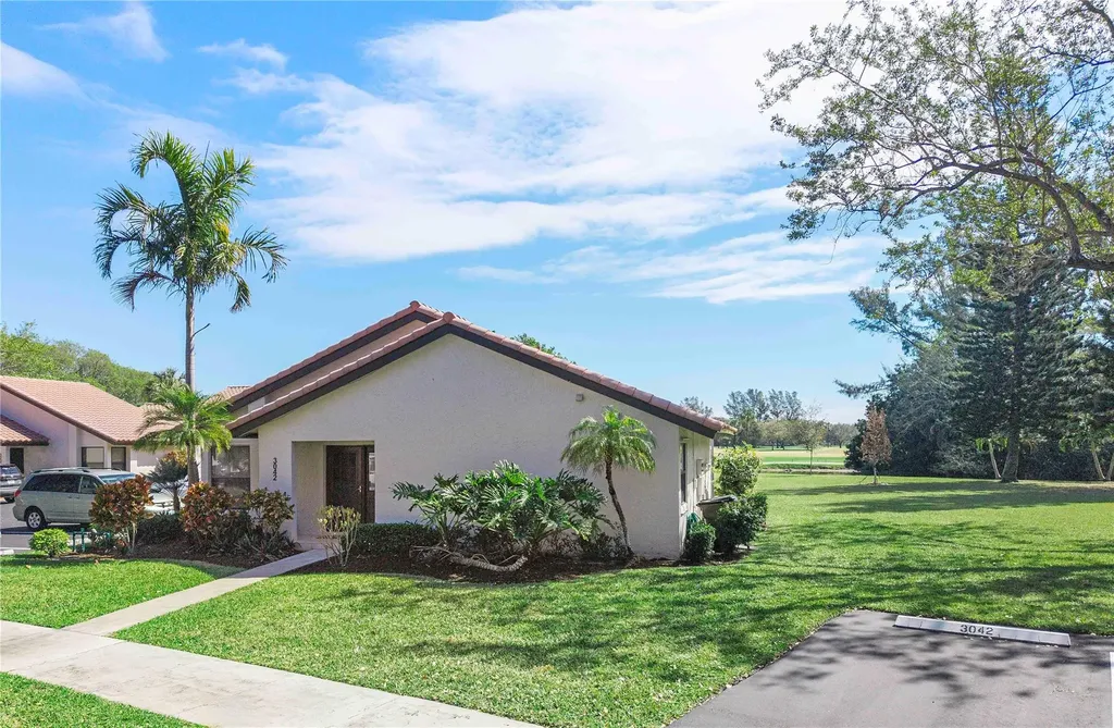 3042 Deer Creek Lake Shore Drive Deerfield Beach FL 33442