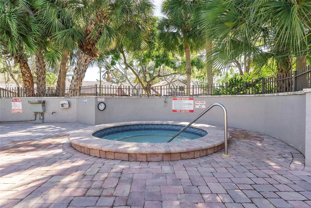 3042 Deer Creek Lake Shore Drive Deerfield Beach FL 33442