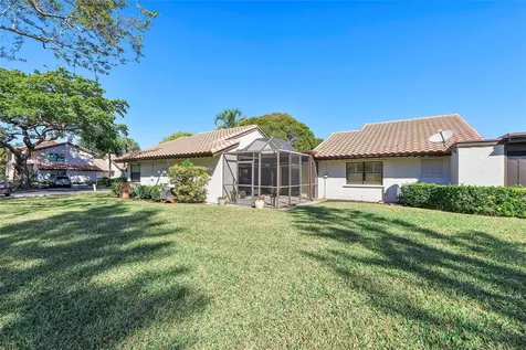 3042 Deer Creek Lake Shore Drive Deerfield Beach FL 33442