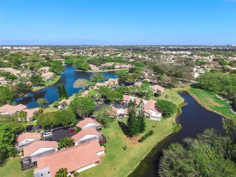 3042 Deer Creek Lake Shore Drive Deerfield Beach FL 33442