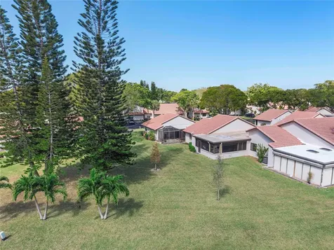 3042 Deer Creek Lake Shore Drive Deerfield Beach FL 33442
