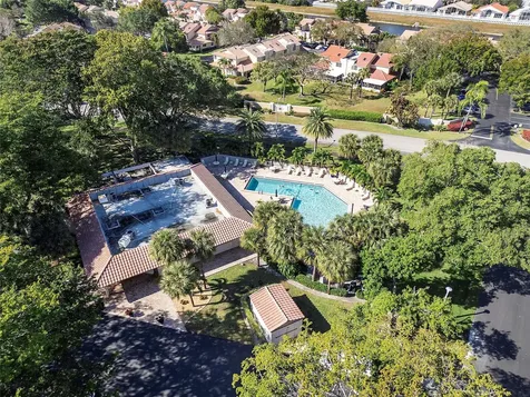3042 Deer Creek Lake Shore Drive Deerfield Beach FL 33442
