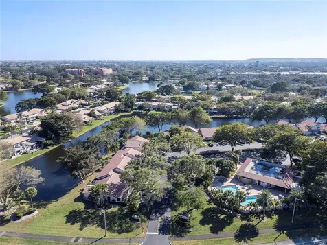 3042 Deer Creek Lake Shore Drive Deerfield Beach FL 33442