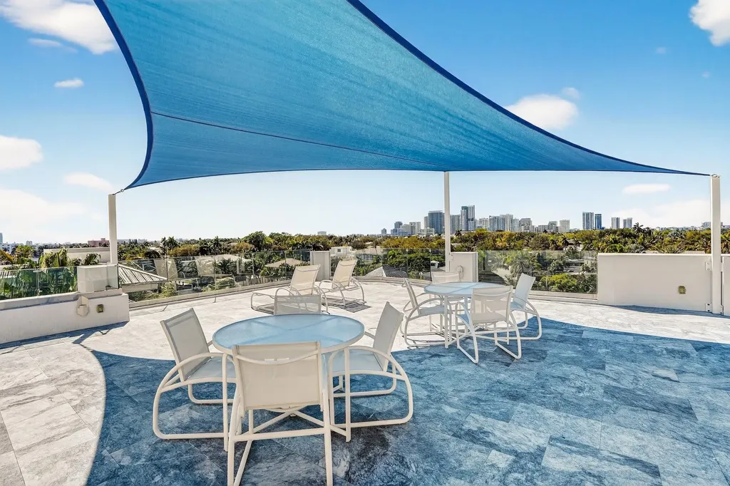 301 Hendricks Isle Fort Lauderdale FL 33301