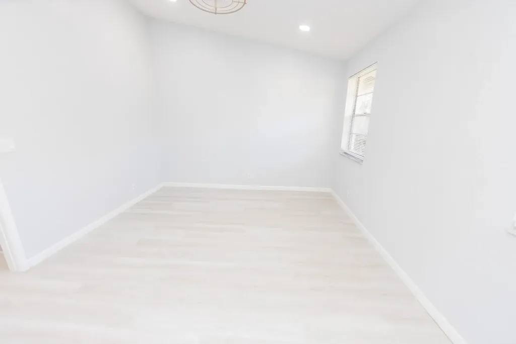 8939 NW 23rd Street Coral Springs FL 33065