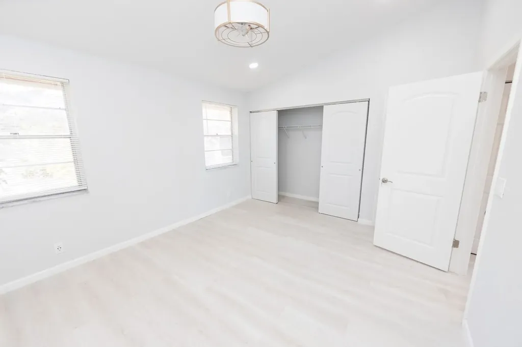 8939 NW 23rd Street Coral Springs FL 33065