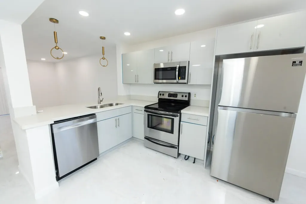 8939 NW 23rd Street Coral Springs FL 33065