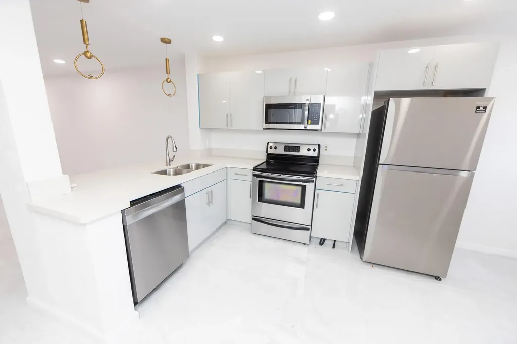 8939 NW 23rd Street Coral Springs FL 33065