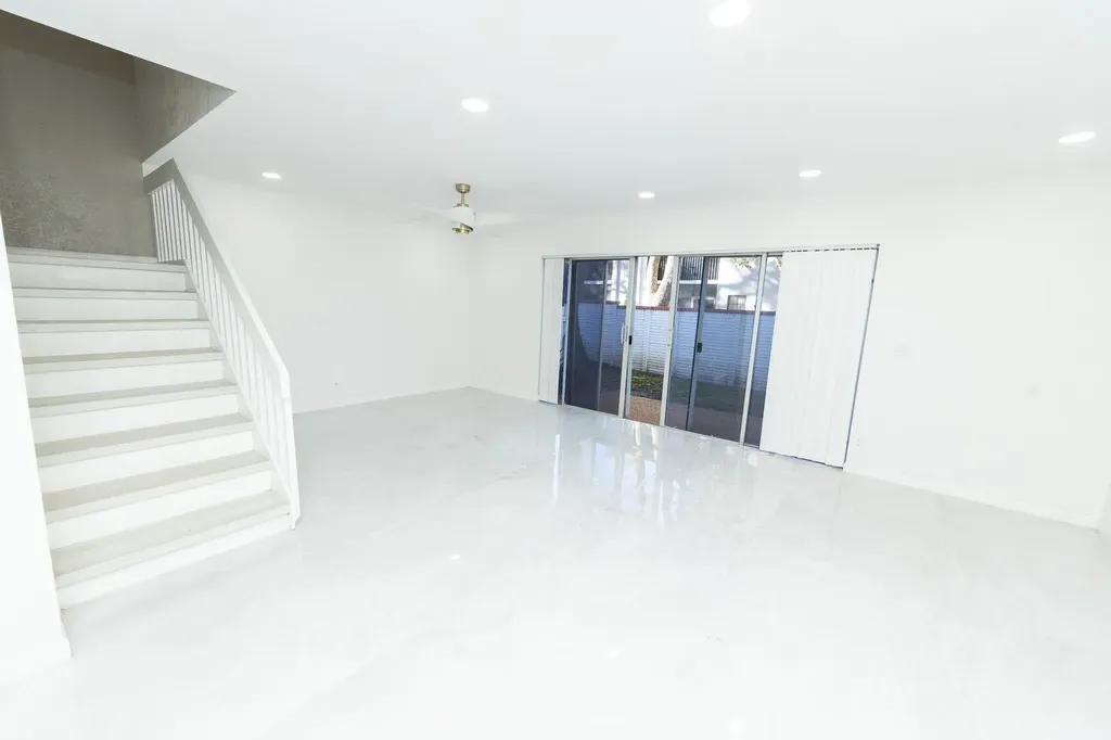 8939 NW 23rd Street Coral Springs FL 33065