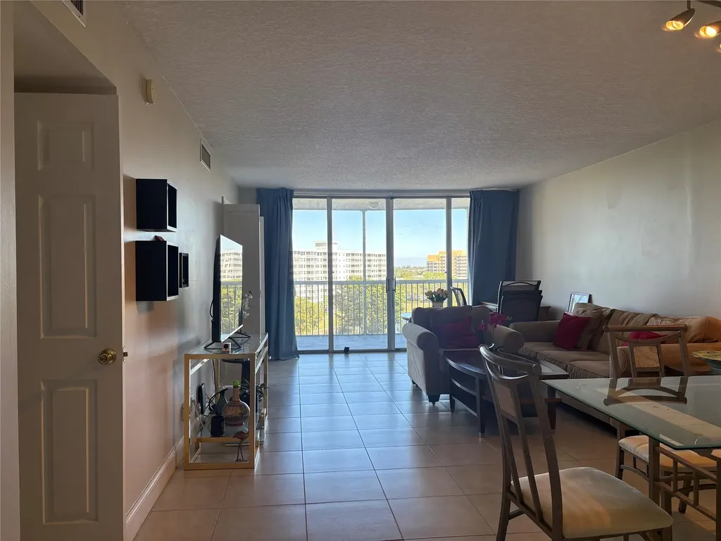 2940 N Course Drive Pompano Beach FL 33069