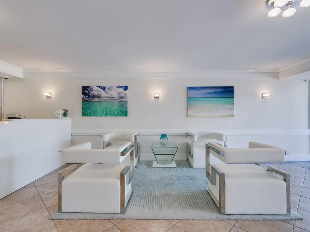 2900 NE 30th Street Fort Lauderdale FL 33306