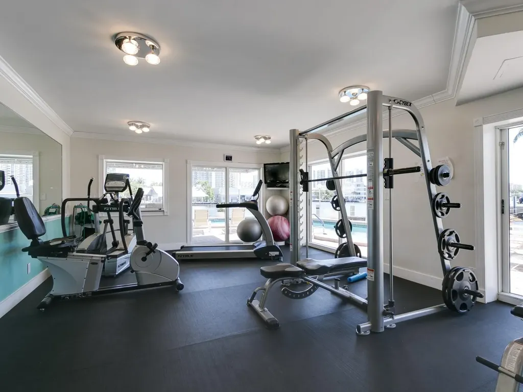 2900 NE 30th Street Fort Lauderdale FL 33306