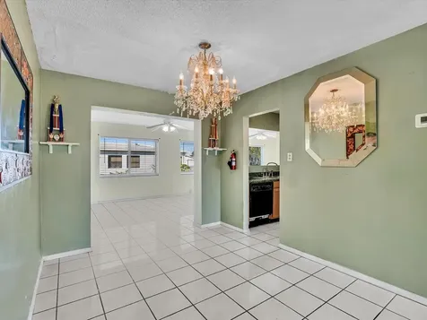 5711 NW 84th Avenue Tamarac FL 33321