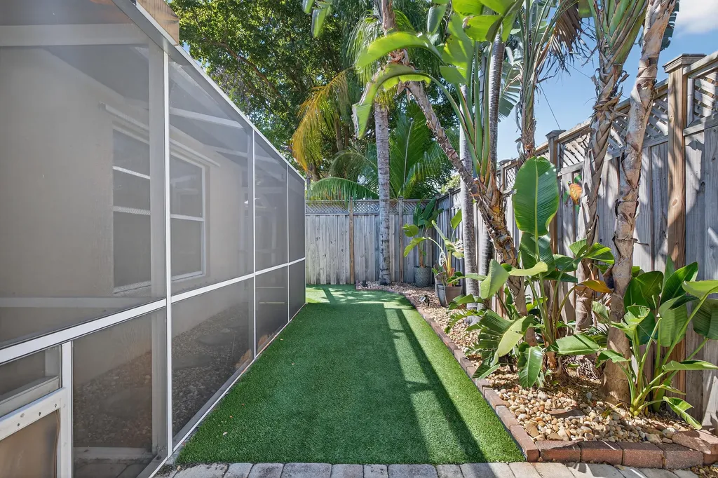 1383 NE 27th Street Pompano Beach FL 33064