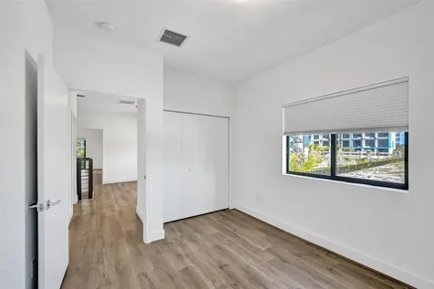 4369 NW 9th Street Plantation FL 33317