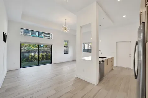 4369 NW 9th Street Plantation FL 33317