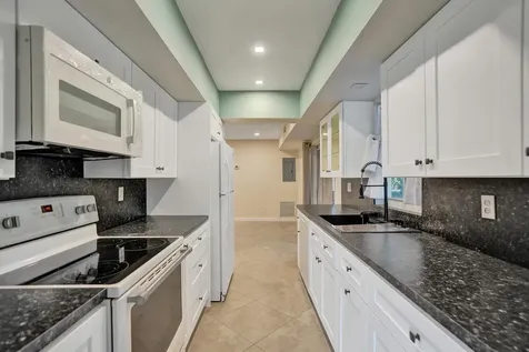 7018 NW 64th Street Tamarac FL 33321