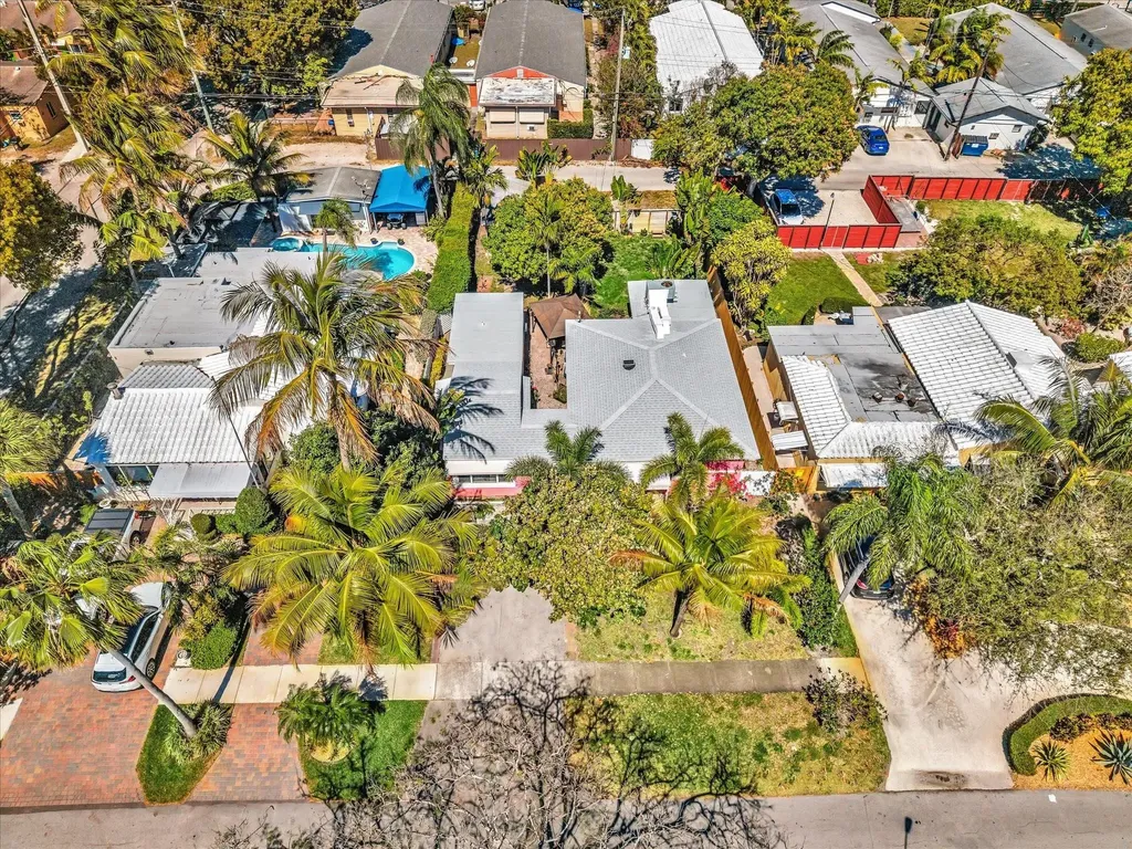 1835 Roosevelt Street Hollywood FL 33020
