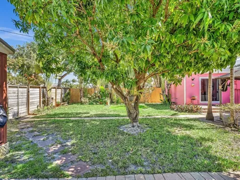 1835 Roosevelt Street Hollywood FL 33020