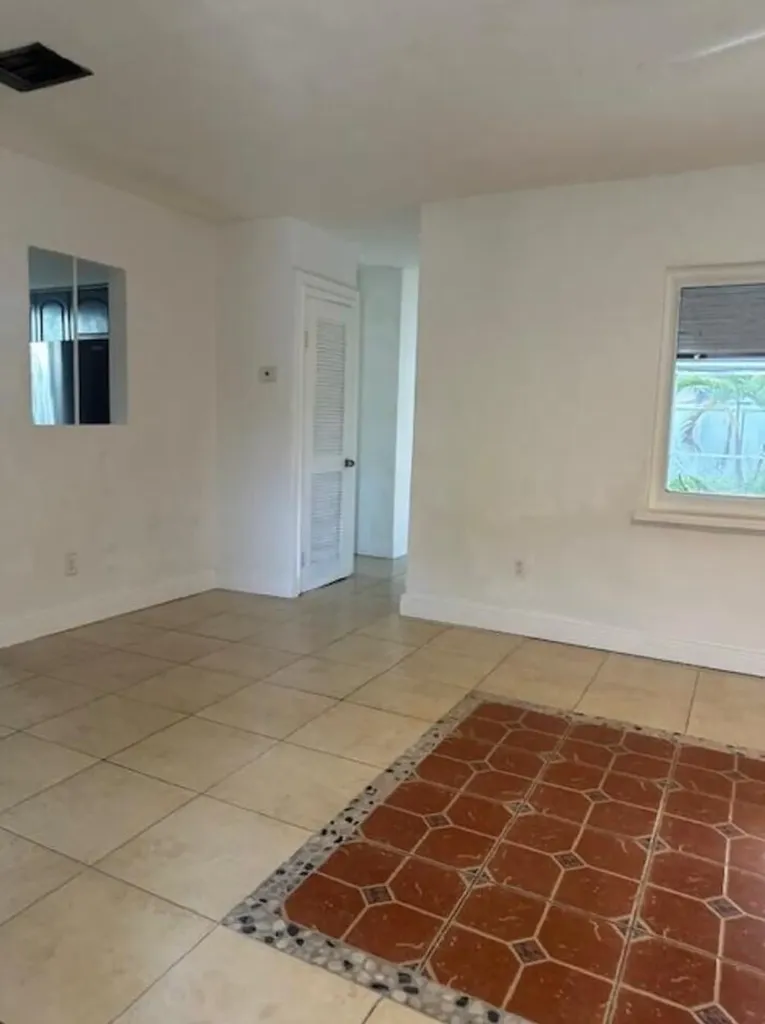 Hollywood FL 33024