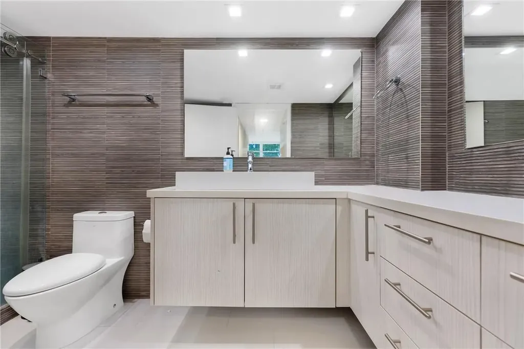805 Cypress Boulevard Pompano Beach FL 33069