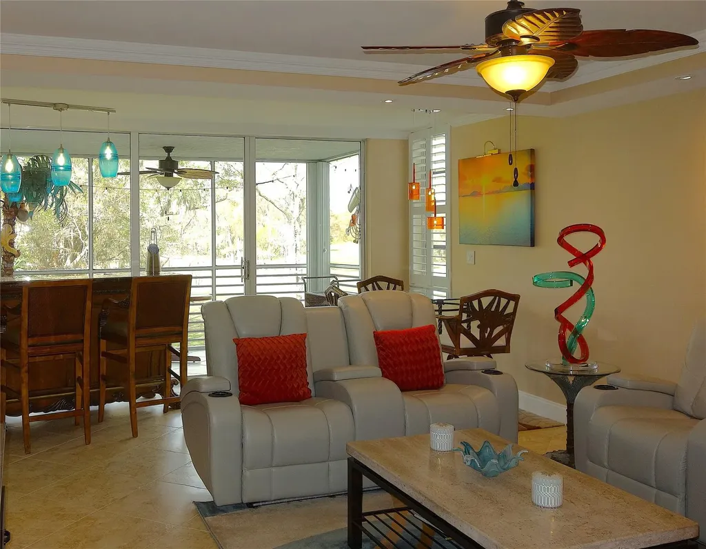 625 Oaks Drive Pompano Beach FL 33069