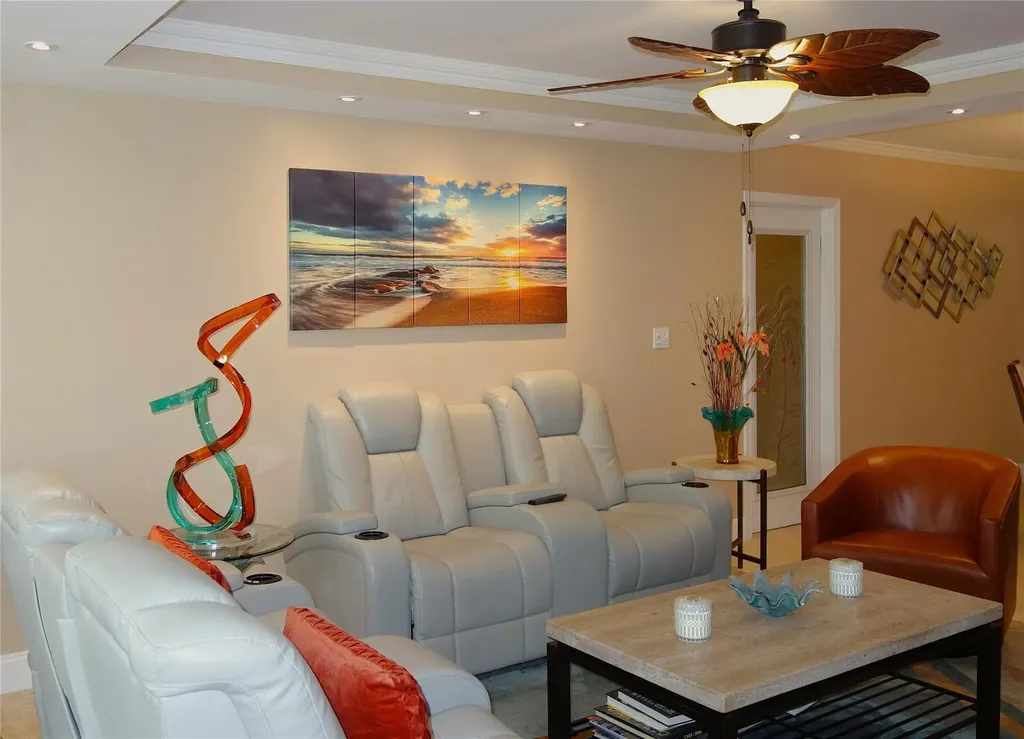625 Oaks Drive Pompano Beach FL 33069