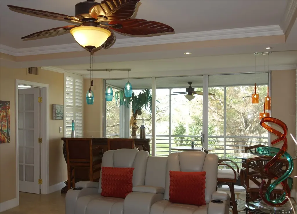 625 Oaks Drive Pompano Beach FL 33069