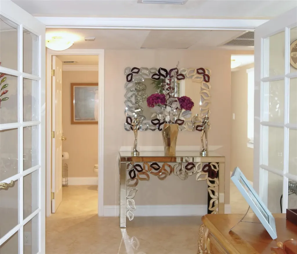 625 Oaks Drive Pompano Beach FL 33069