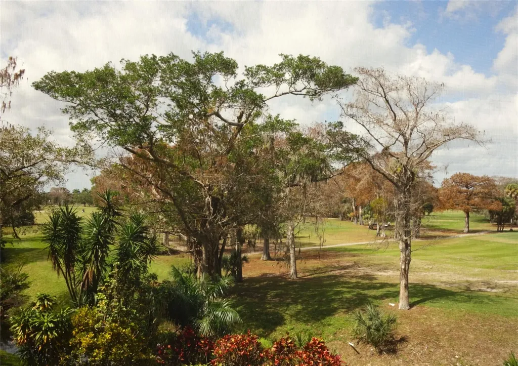 625 Oaks Drive Pompano Beach FL 33069
