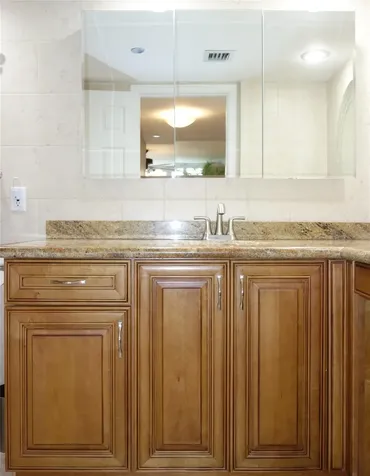 625 Oaks Drive Pompano Beach FL 33069